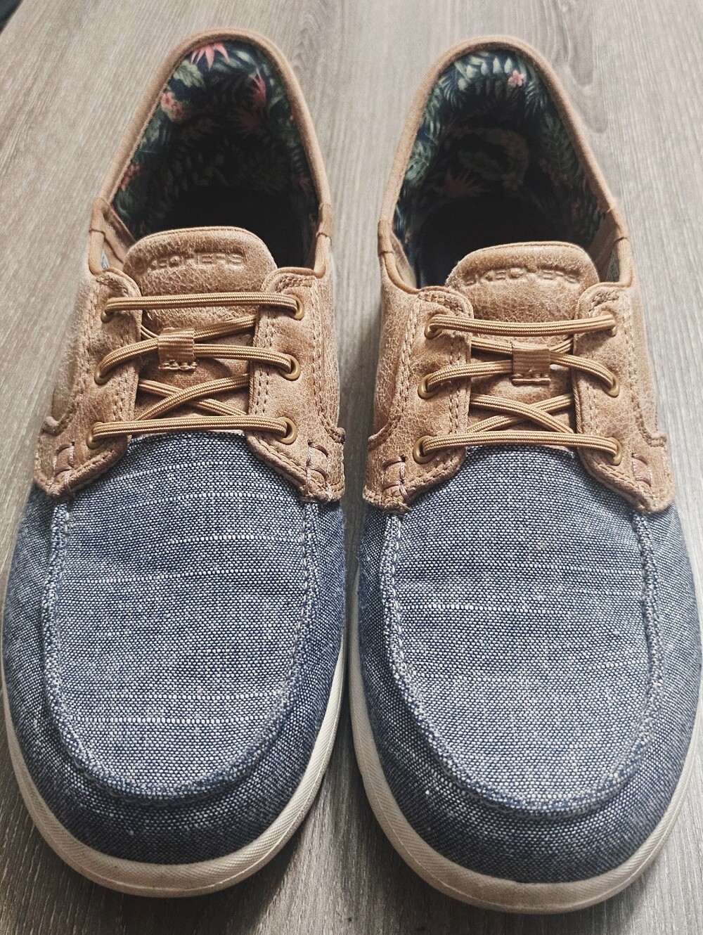 Womens Skechers Hands Free Slip Ins On The Go Blue/ Tan Loafers Size 9.5